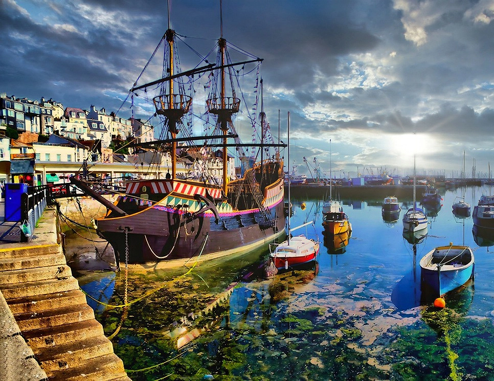 Things to do in Paignton - The Golden Hind