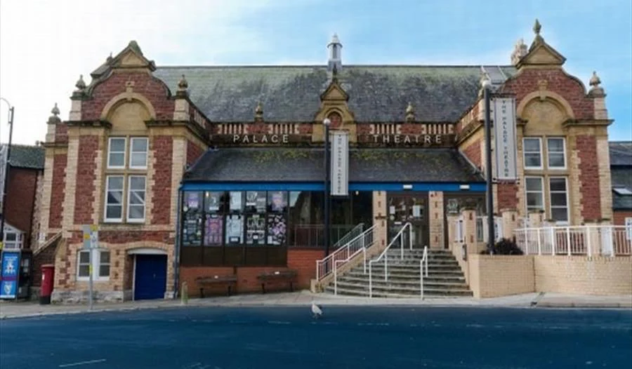 Things to do in Paignton - Palace Theatre